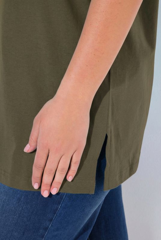 Basic V-Neck Relaxed Fit Short Sleeve Tee