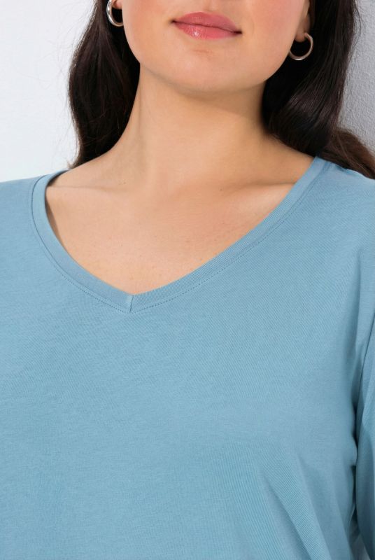 V-Neck Long Sleeves Slim Fit Cotton Knit Tee