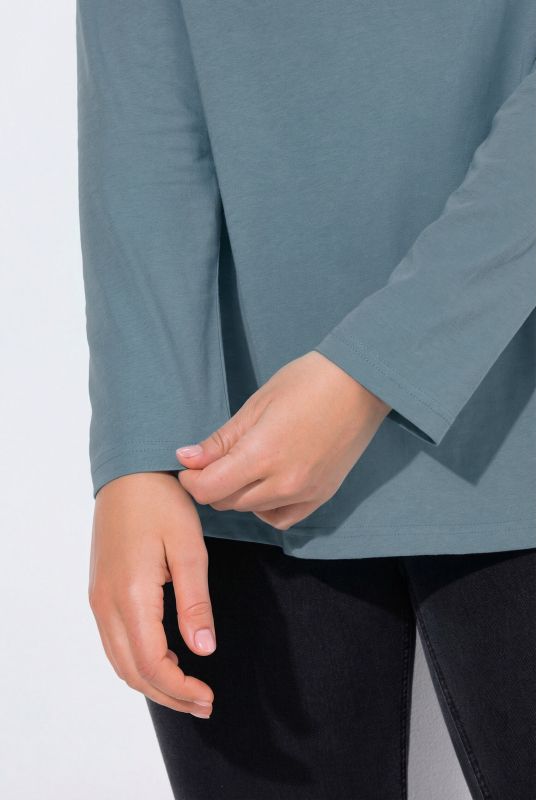 V-Neck Long Sleeves Slim Fit Cotton Knit Tee