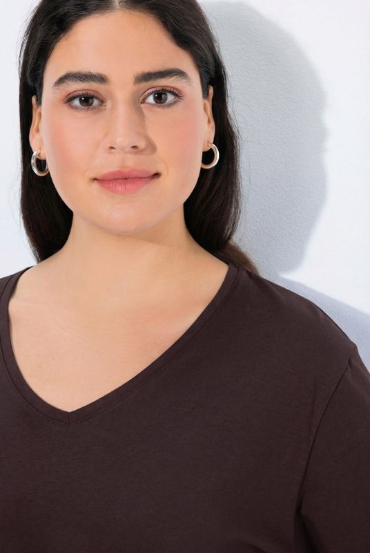 Back To Basics V-Neck Relaxed Fit Cotton Tee