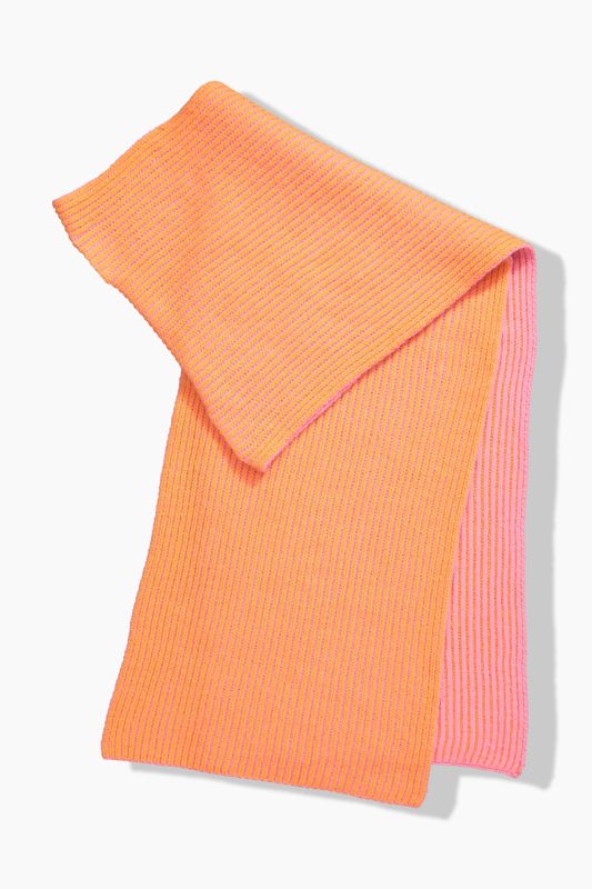 Knitted scarf