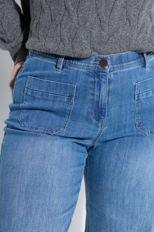 Extra Wide Stretch Fit Jeans