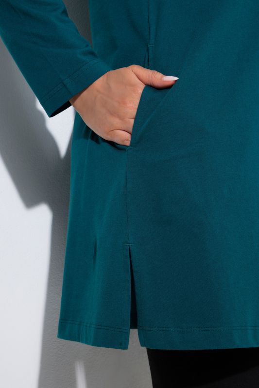 Notch Neckline Long Sleeve Knit Tunic