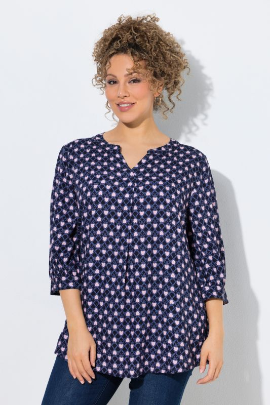 Geometric Heart Print 3/4 Sleeve Blouse