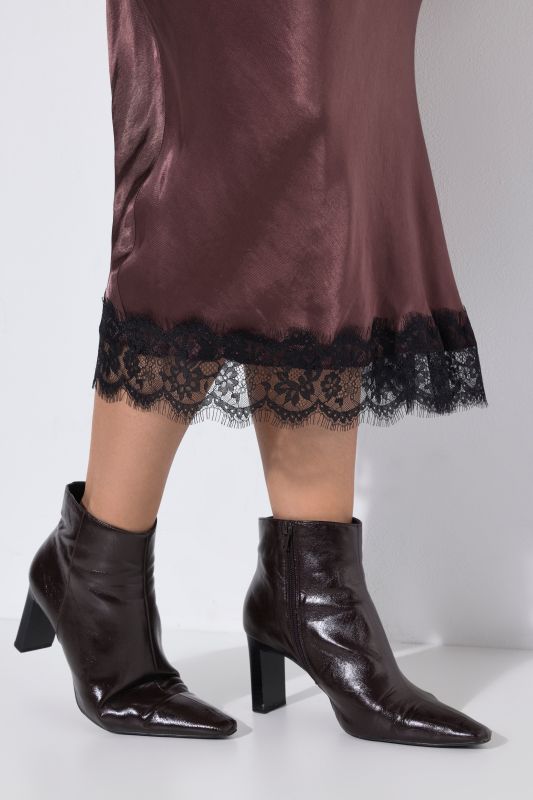 Lace Trimmed Elastic Waist Satin Skirt