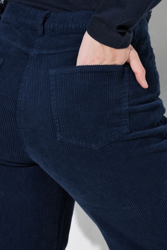 Stretch Fit Comfort Waist Corduroy Pants