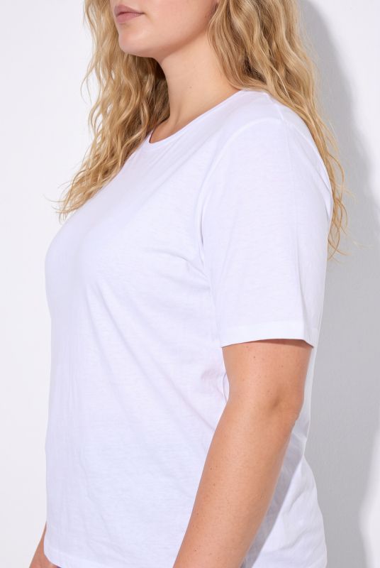 T-shirt, regular fit, short sleeves