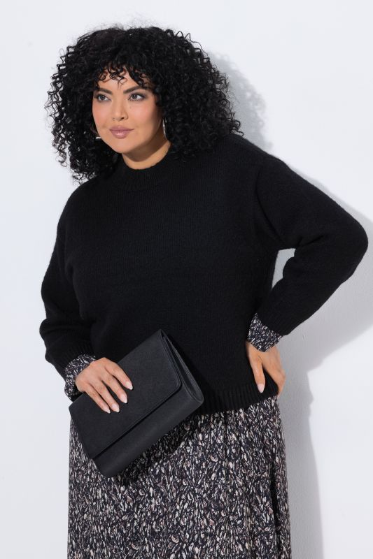 Ribbed Knit Long Sleeve Sweater