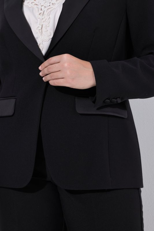 Satin Detail Tailored Tuxedo Jacket