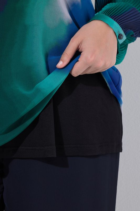 Pleated Sleeve Layered Chiffon Blouse