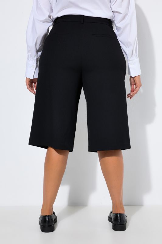 Pleated Waist Wide Leg Bermuda Shorts
