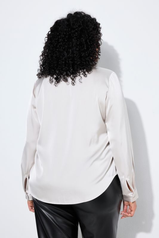 Long-sleeved blouses