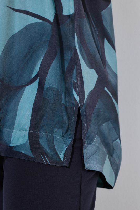 Blouse shirts