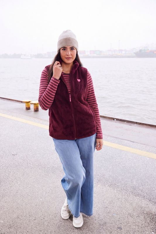 Teddy Fleece Zip-Up Vest
