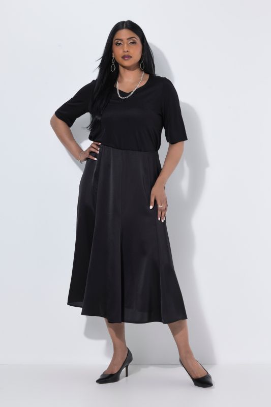Shimmering Satin Elastic Waist Pleated Skirt