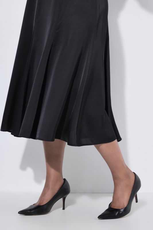 Shimmering Satin Elastic Waist Pleated Skirt
