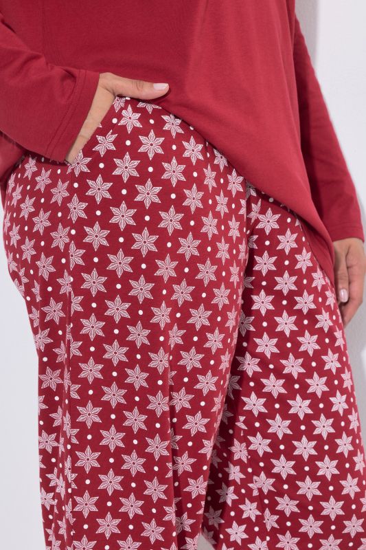 Snowflake Long Sleeve Pajama Set