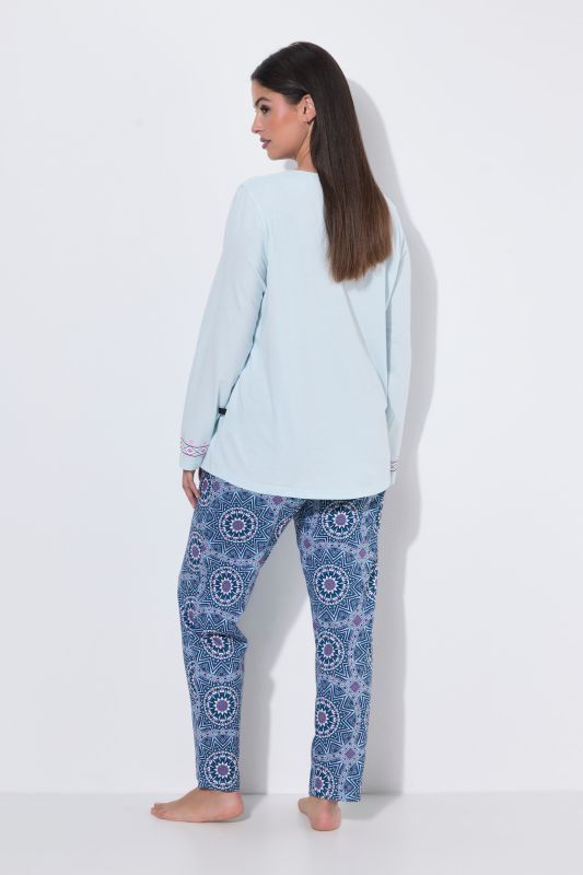 Geometric Snowflake Long Sleeve Pajama Set