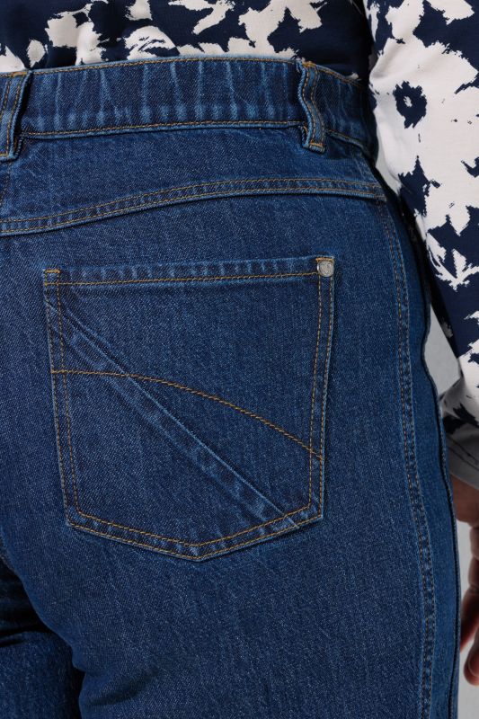 Eco Cotton Comfort Waist Barrel Jeans