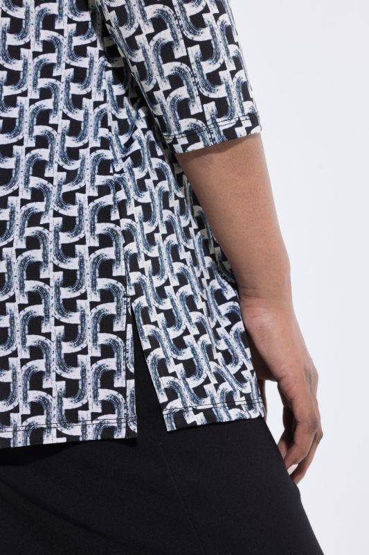 Graphic Print Slinky Stretch Knit 3/4 Sleeve T-Shirt Blouse
