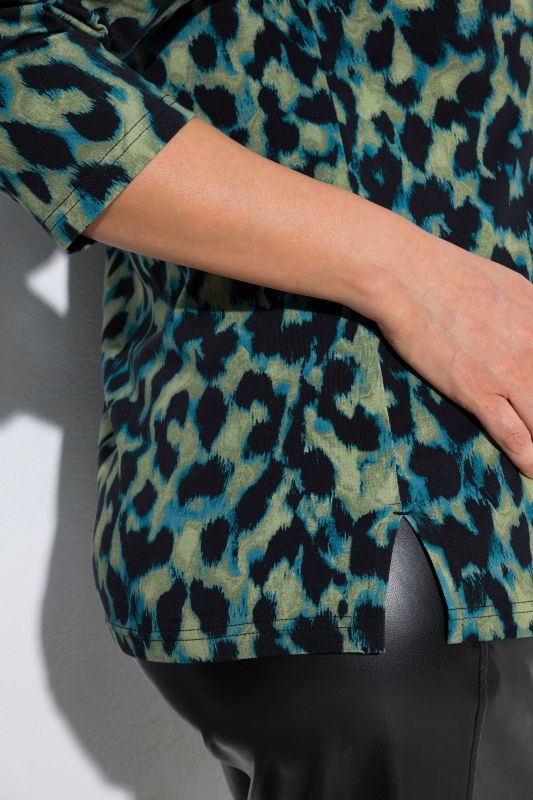 High-Contrast Leopard Print 3/4 Sleeve Tee