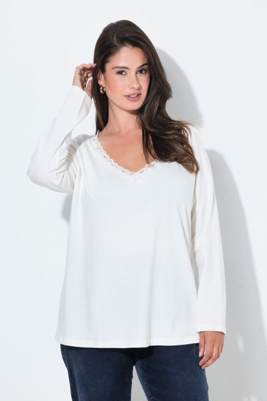Lace Trim Long Sleeve V-Neck Tee