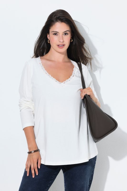 Lace Trim Long Sleeve V-Neck Tee