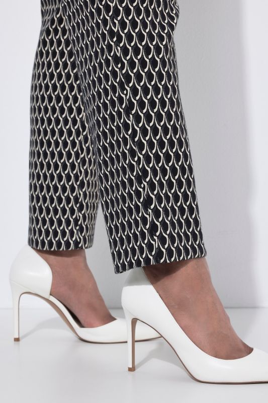Geometric Textured Comfort Waist Pants