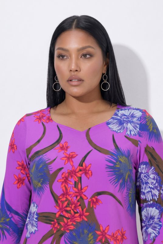 Vibrant Floral Slinky Stretch Knit T-Shirt Blouse