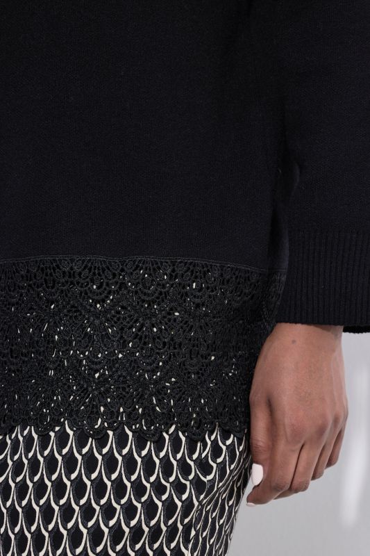 Scalloped Lace Trim Turtleneck Sweater