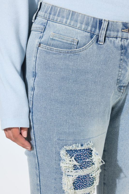 Distressed Rhinestone Detail Stretch Fit Denim Jeans