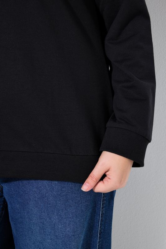 Classic Round Neck Long Sleeve Brushed Sweatshirt