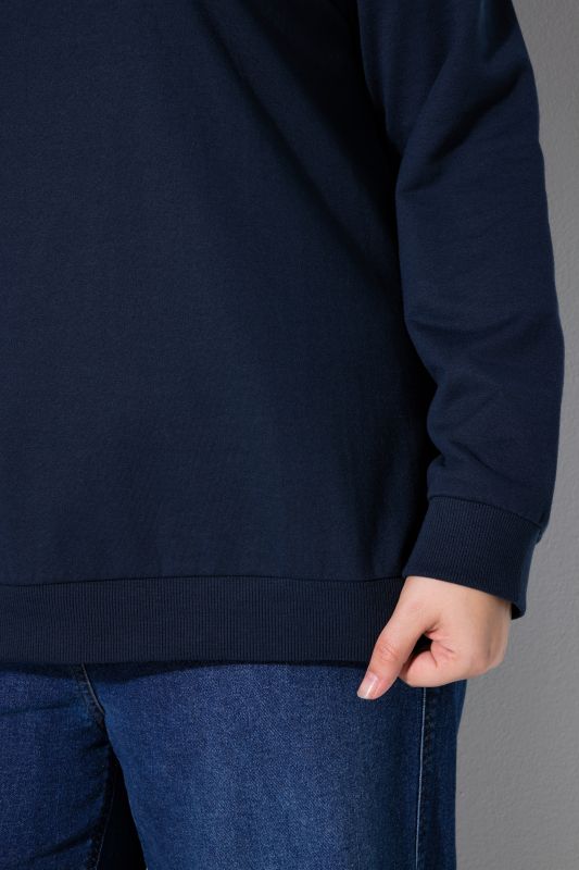 Classic Round Neck Long Sleeve Brushed Sweatshirt