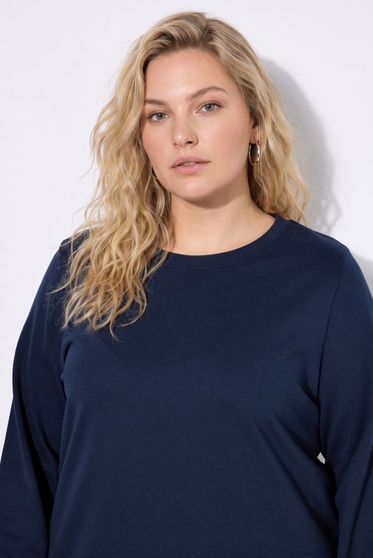 Classic Round Neck Long Sleeve Brushed Sweatshirt
