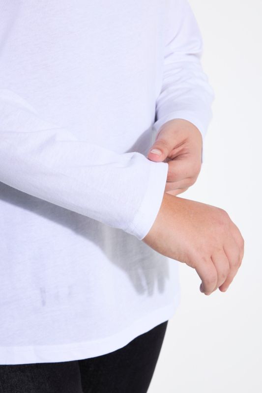 Round Neck Relaxed Fit Long Sleeve Turtleneck