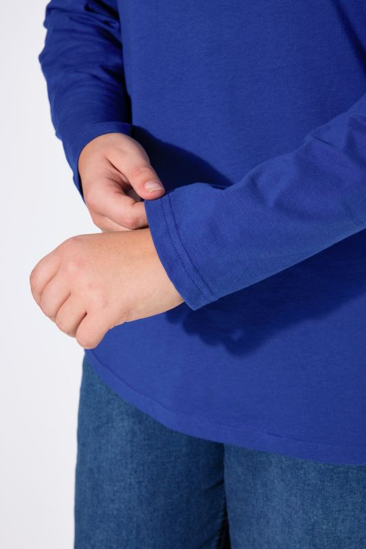 Round Neck Relaxed Fit Long Sleeve Turtleneck