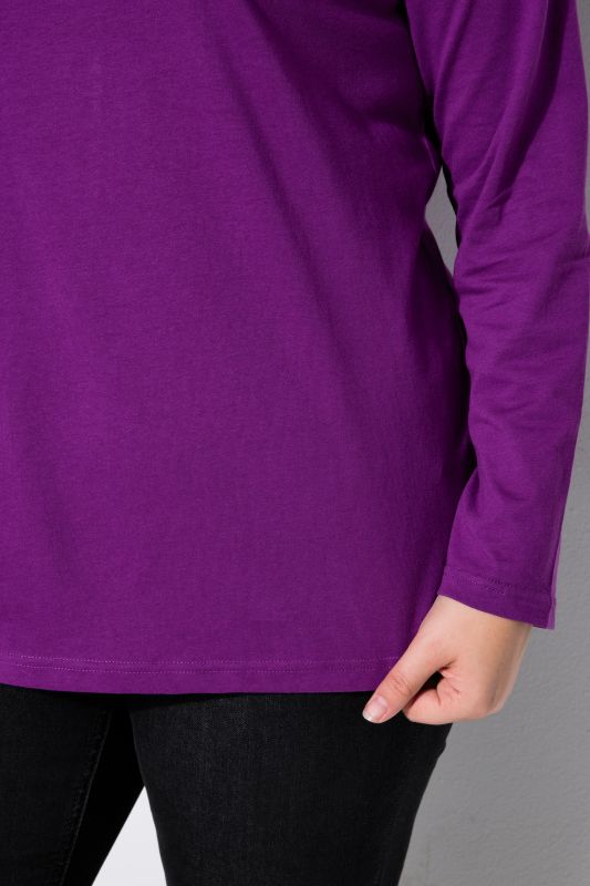 Round Neck Relaxed Fit Long Sleeve Turtleneck