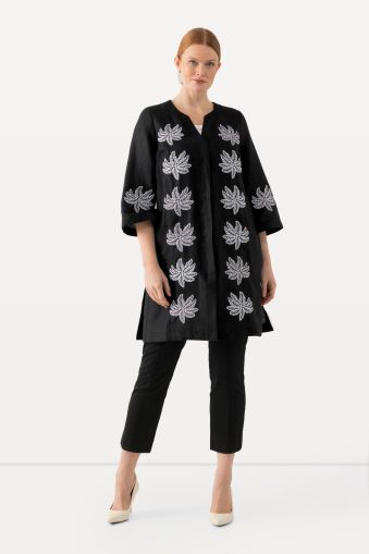 Embroidered 3/4 Sleeve Tunic Blouse