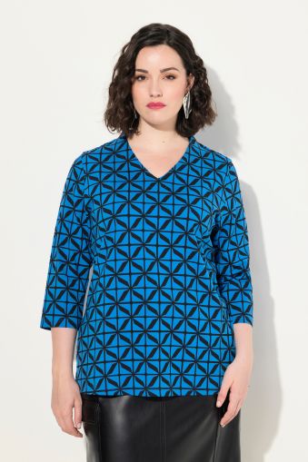 Geometric Print 3/4 Sleeve Goblet Collar Tee