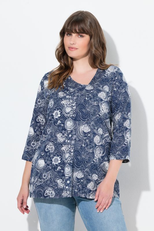 Тениска с принт на рози