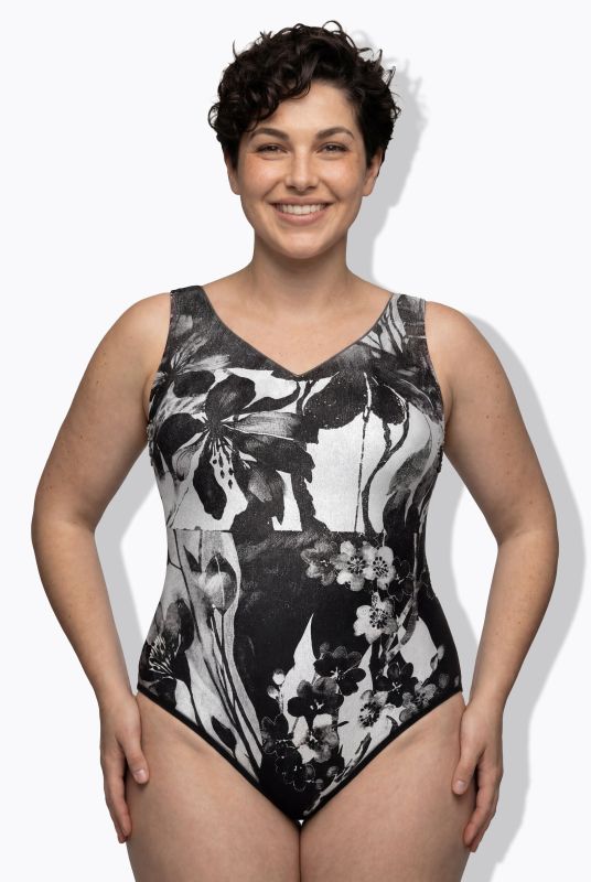 Бански с монохромен принт