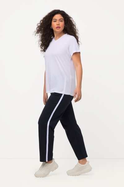 Sweatpants, elastic waistband, side stripes