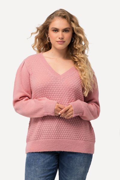 Пуловер с различна плетка