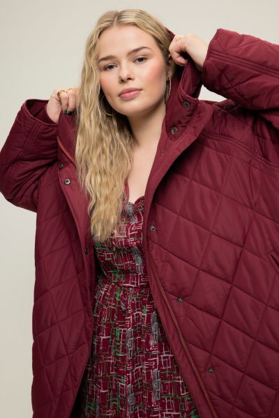 Quilted coat, oversized, hood, zipper, side slits