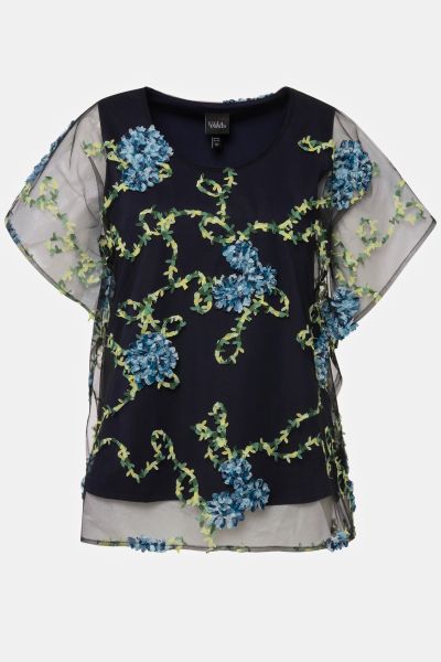 Блуза с флорална бродерия