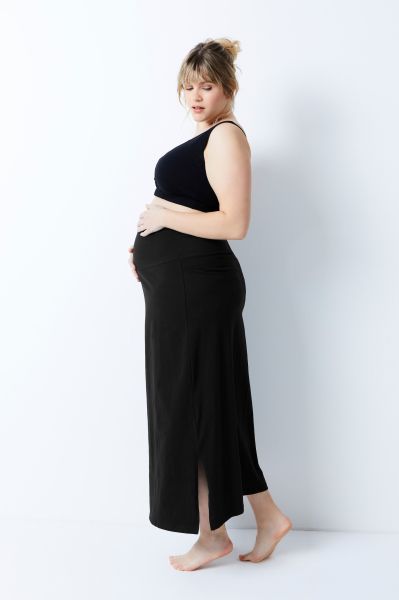 Bellieva Maternity Knit Skirt