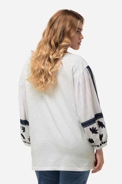 Textured Embroidered Long Sleeve Blouse