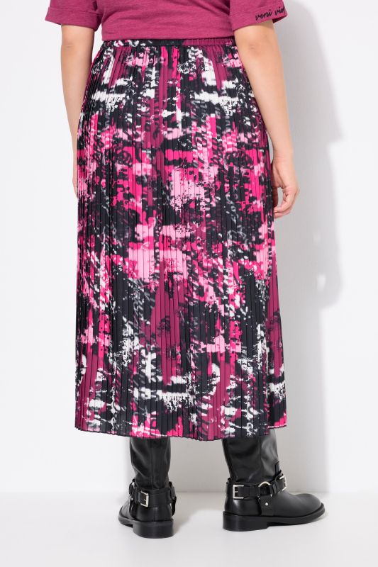 Pleated Graffiti Print Skirt