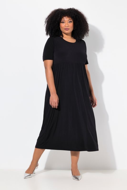 Matte Jersey Short Sleeve Empire Pocket Dress