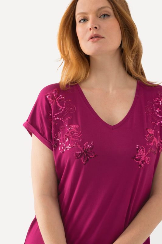 Sequin Embroidered Short Sleeve Tee
